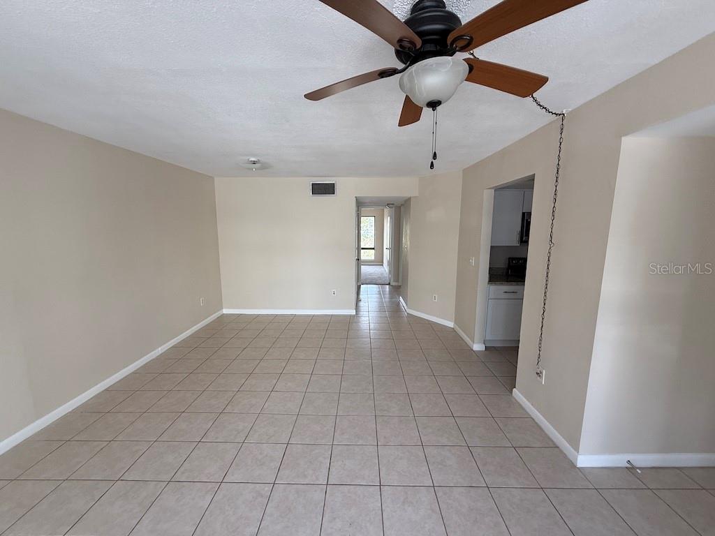Image 2 of 16 For 4328 Aqua Vista Drive B