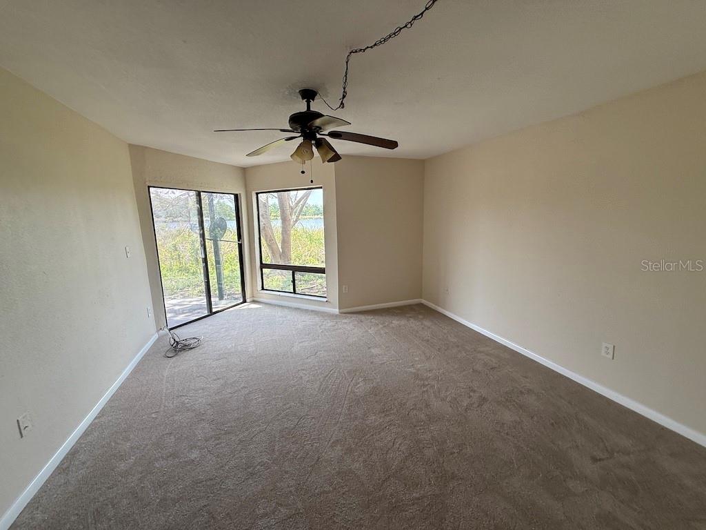 Image 7 of 16 For 4328 Aqua Vista Drive B