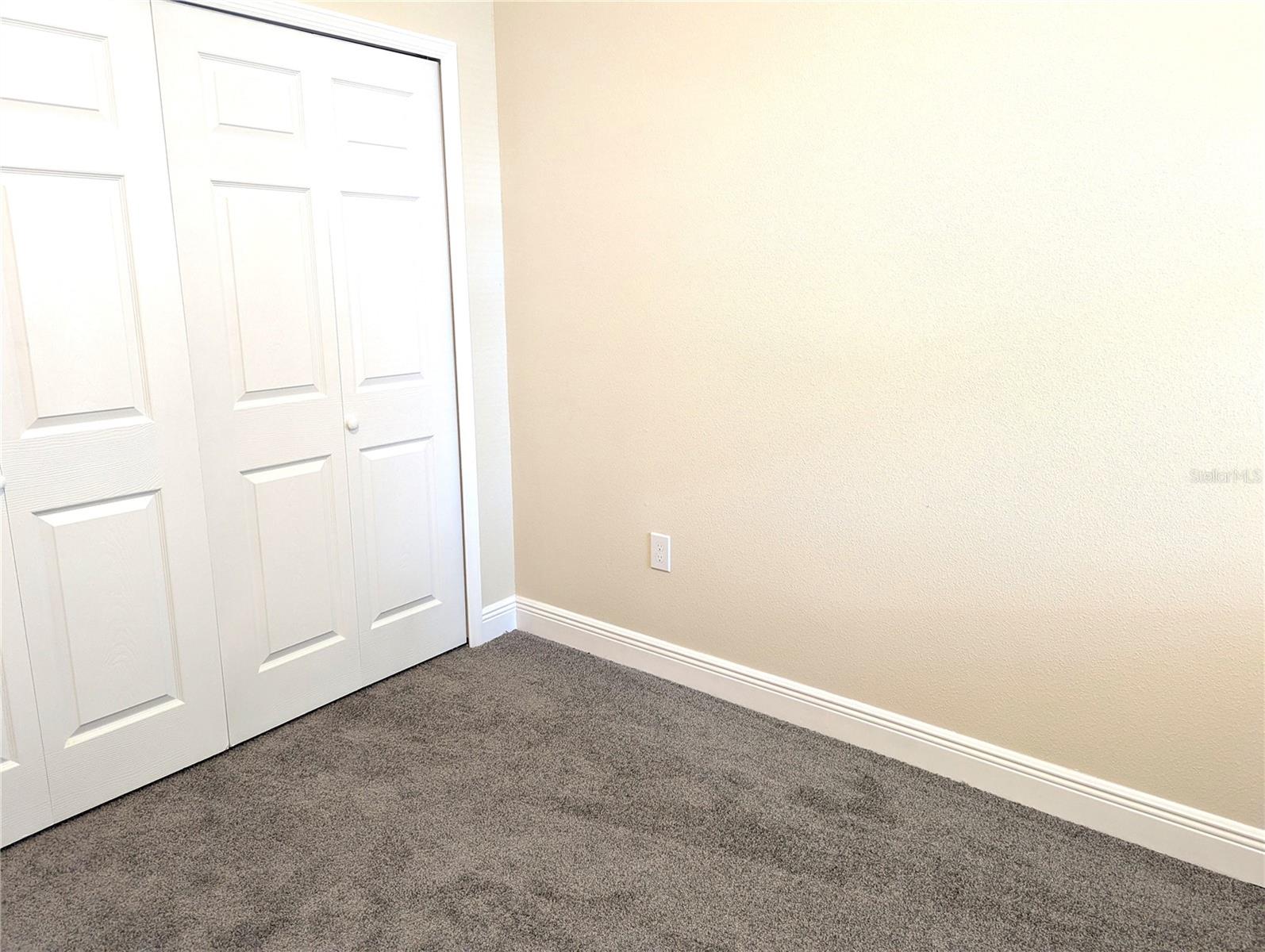 Image 10 of 16 For 5815 Twisted Oaks Drive