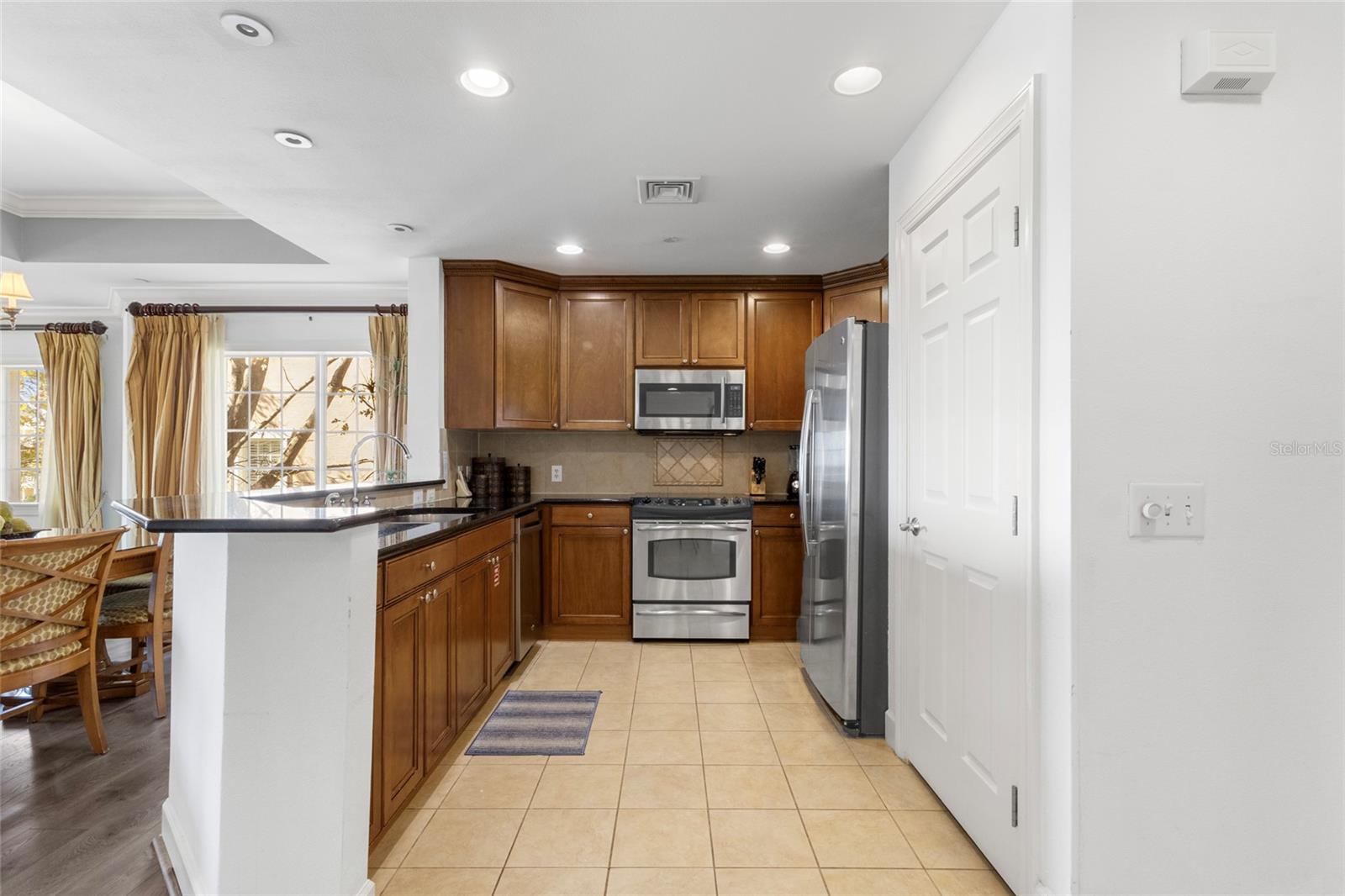 Image 9 of 61 For 1370 Centre Court Ridge Drive 204