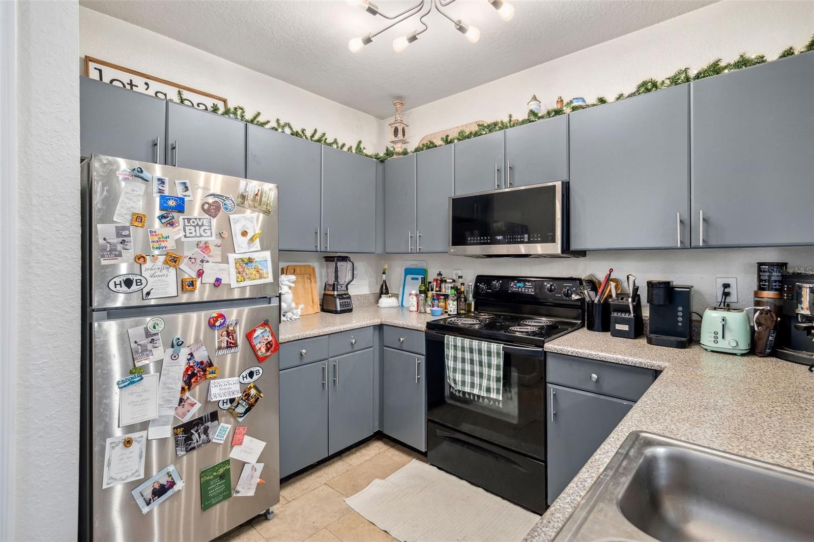 Image 4 of 19 For 206 South Street 3008