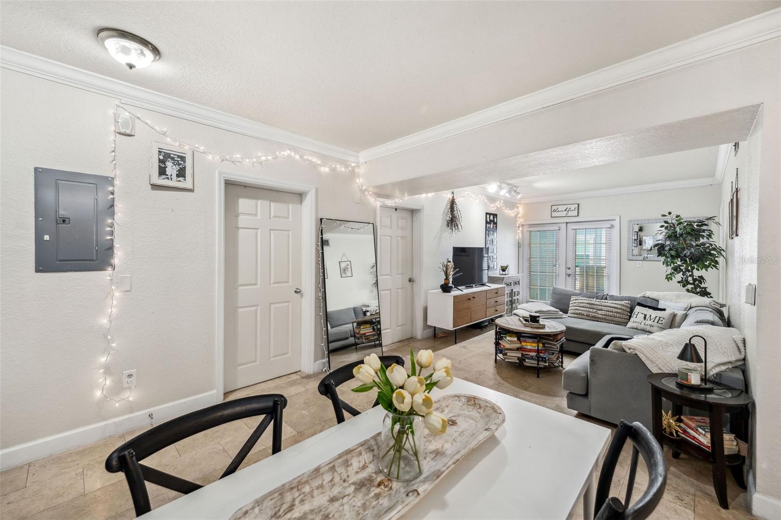 Image 9 of 19 For 206 South Street 3008