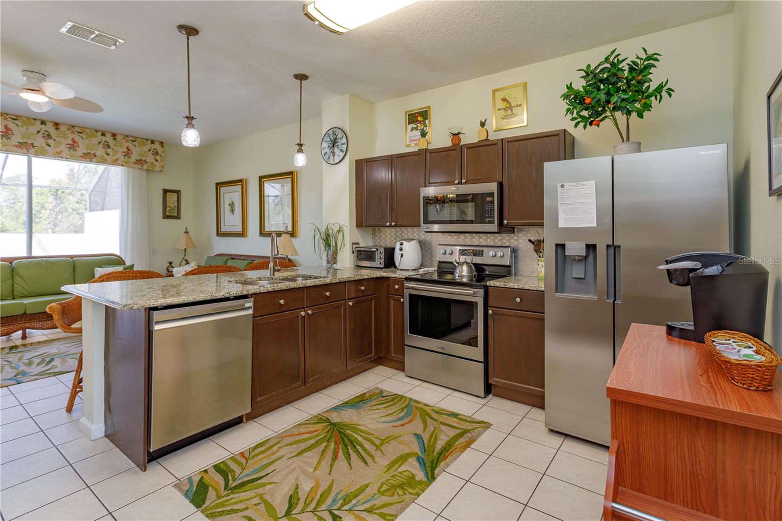 Image 17 of 73 For 2348 Silver Palm
