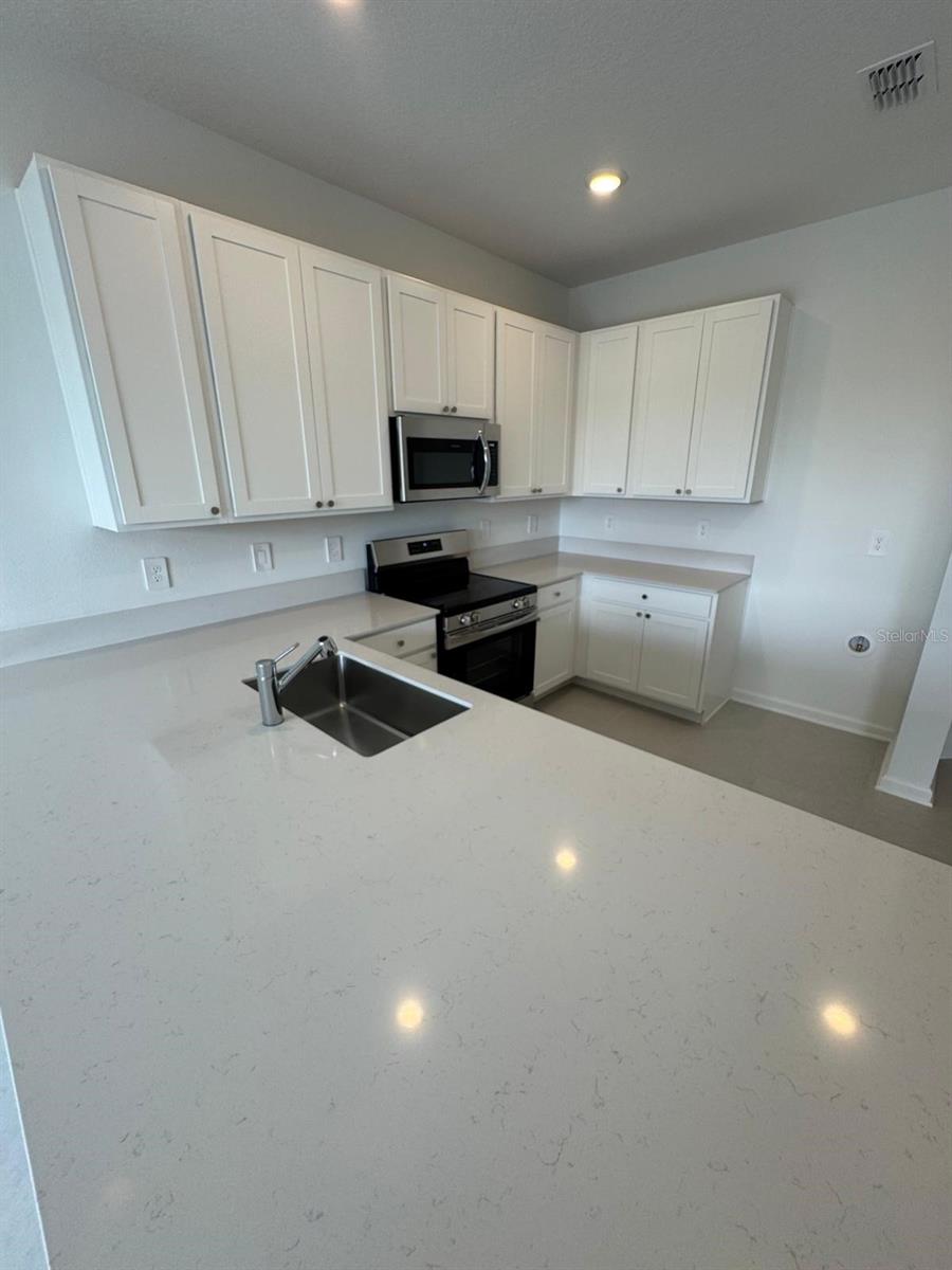 Image 3 of 22 For 3018 Chantilly Drive