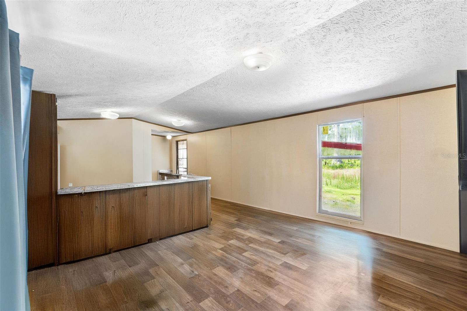Image 6 of 37 For 14300 Beverly Drive