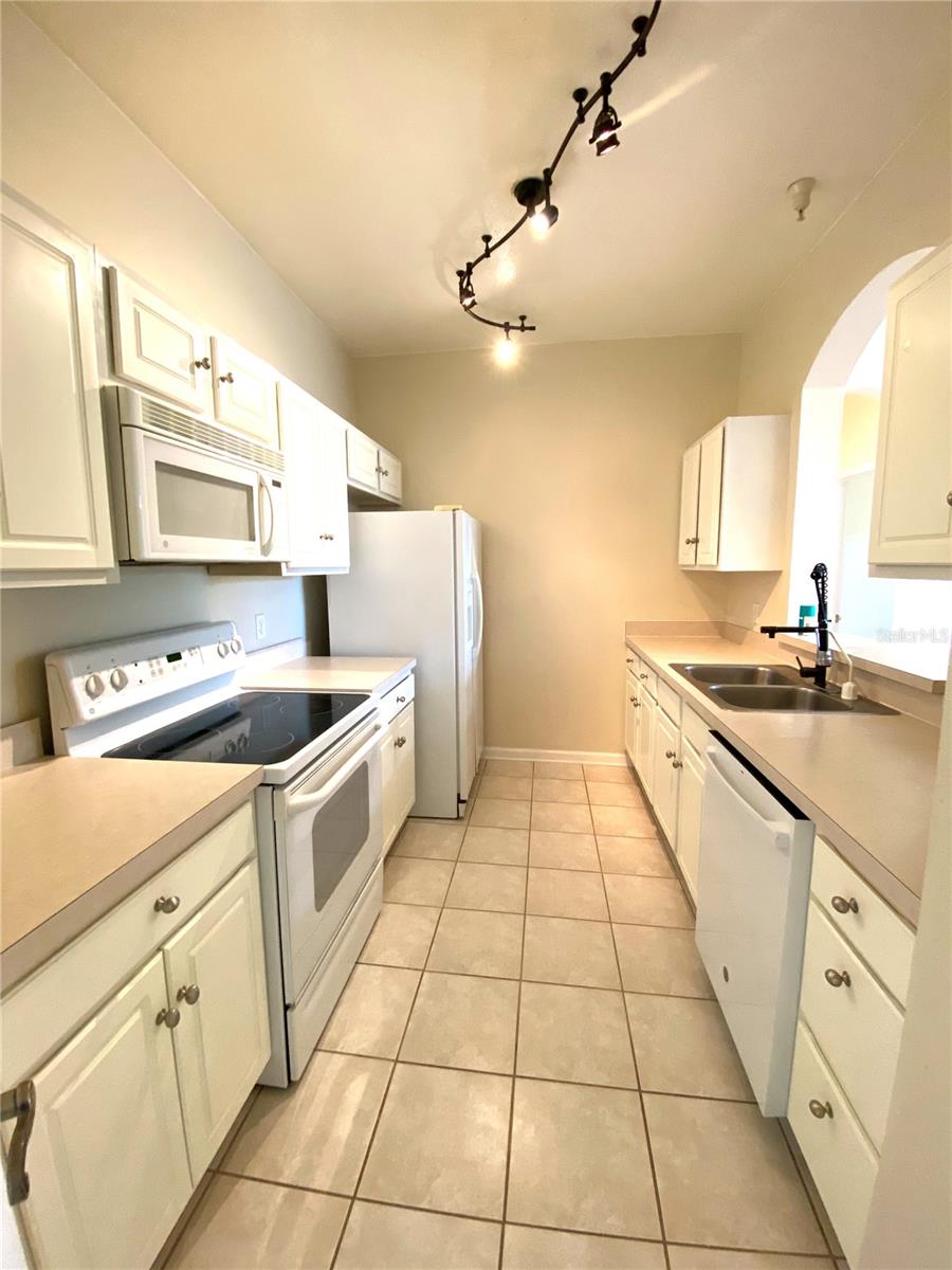 Image 3 of 13 For 1224 Hiawassee Road 638