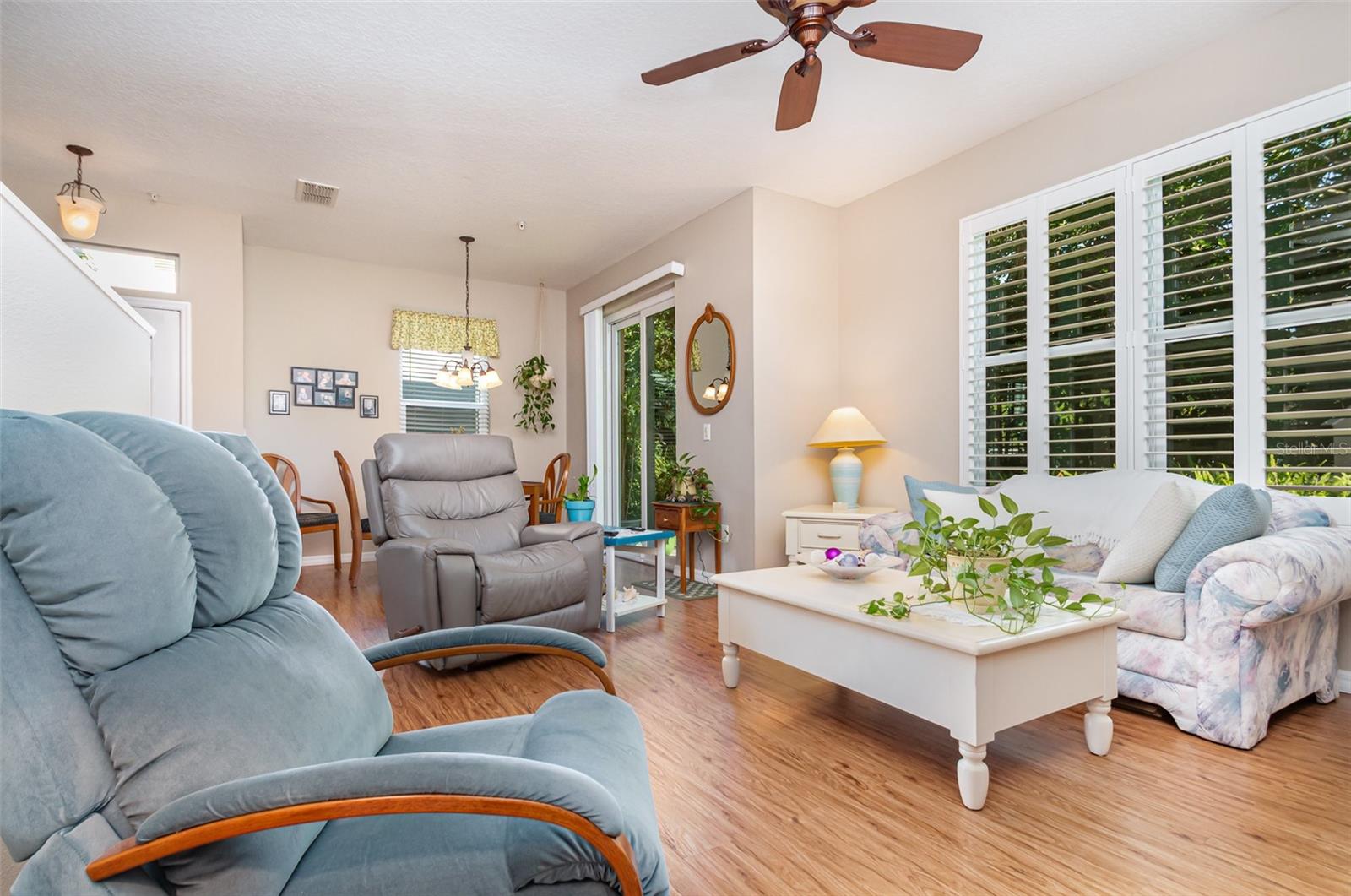 Image 4 of 29 For 3321 San Jacinto Circle 116