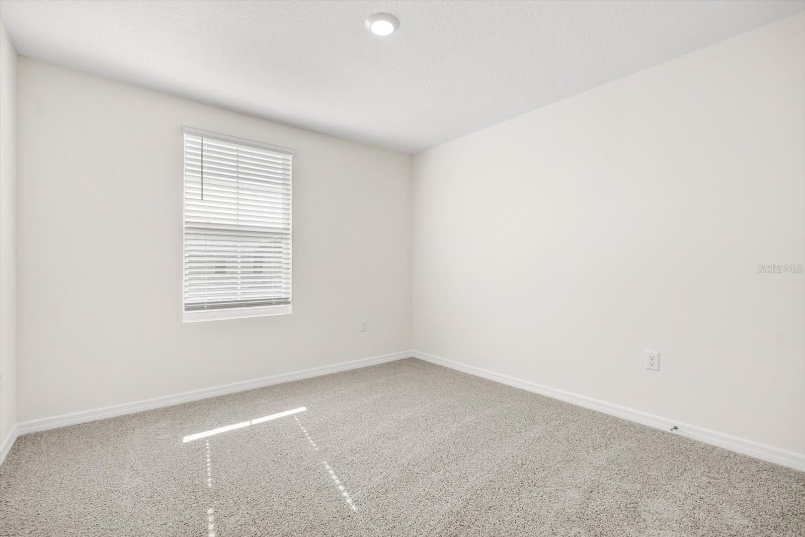Image 11 of 30 For 2745 Flushing Drive