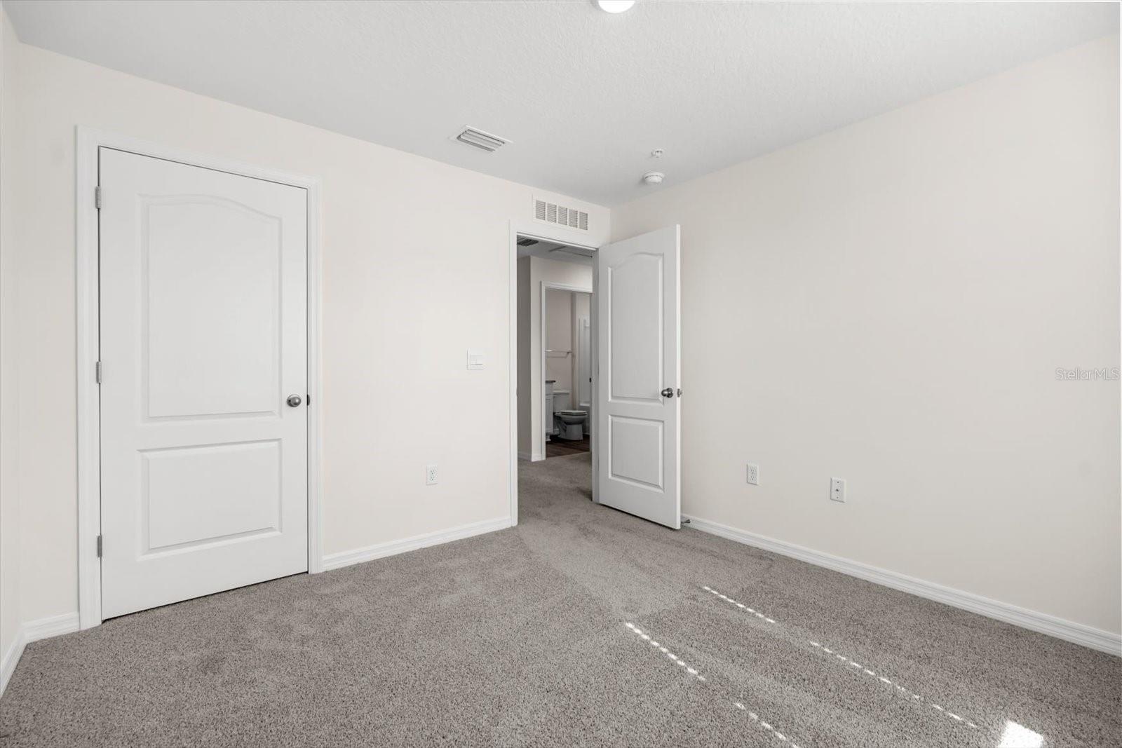 Image 12 of 30 For 2745 Flushing Drive