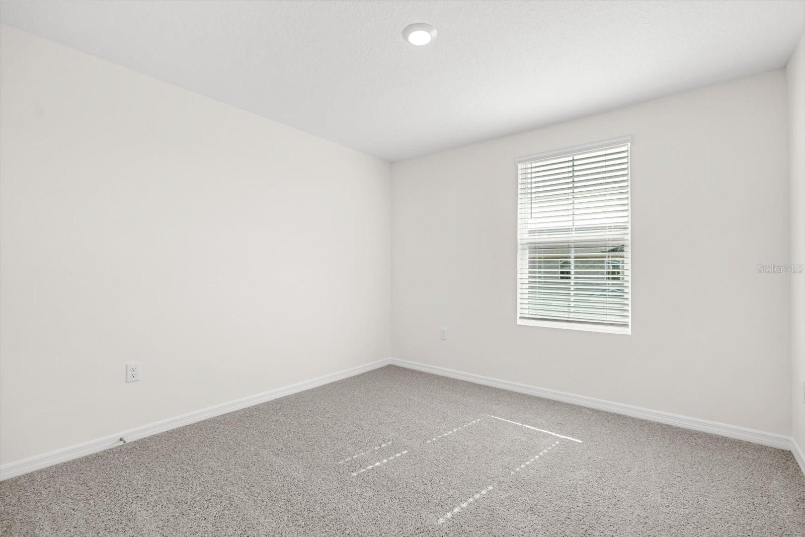 Image 13 of 30 For 2745 Flushing Drive