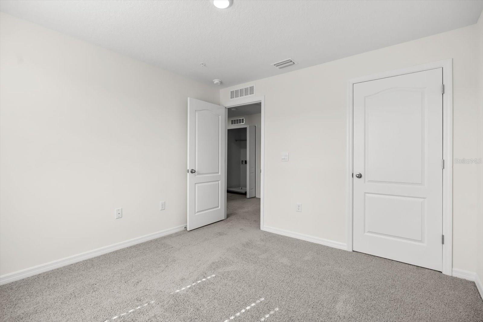 Image 14 of 30 For 2745 Flushing Drive