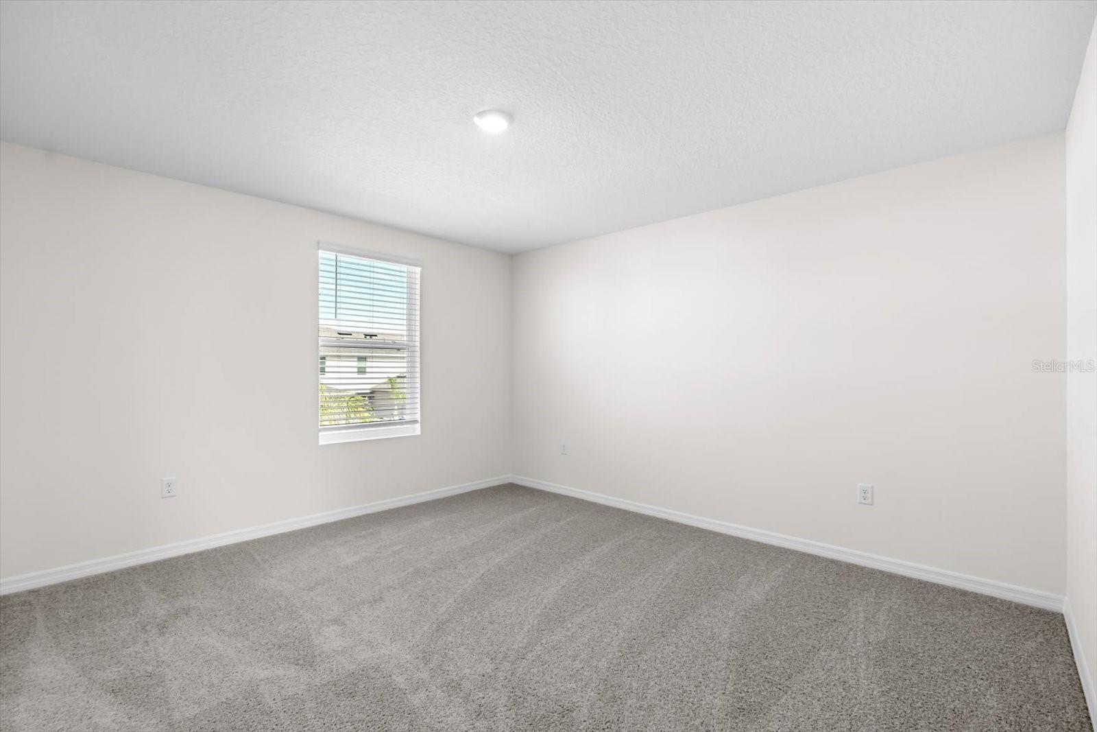 Image 16 of 30 For 2745 Flushing Drive