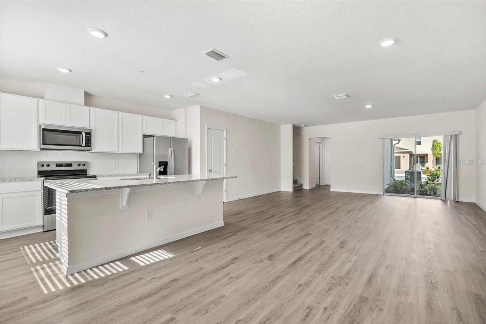 Image 3 of 30 For 2745 Flushing Drive