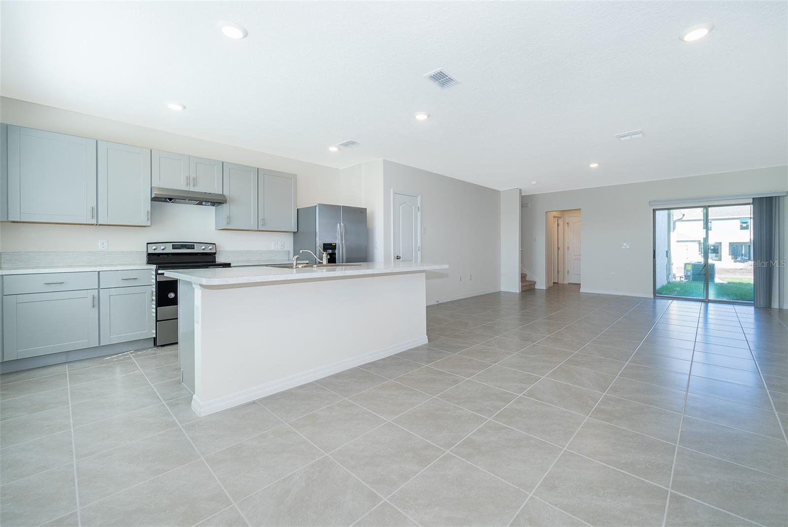 Image 4 of 21 For 1815 Red Canyon Drive