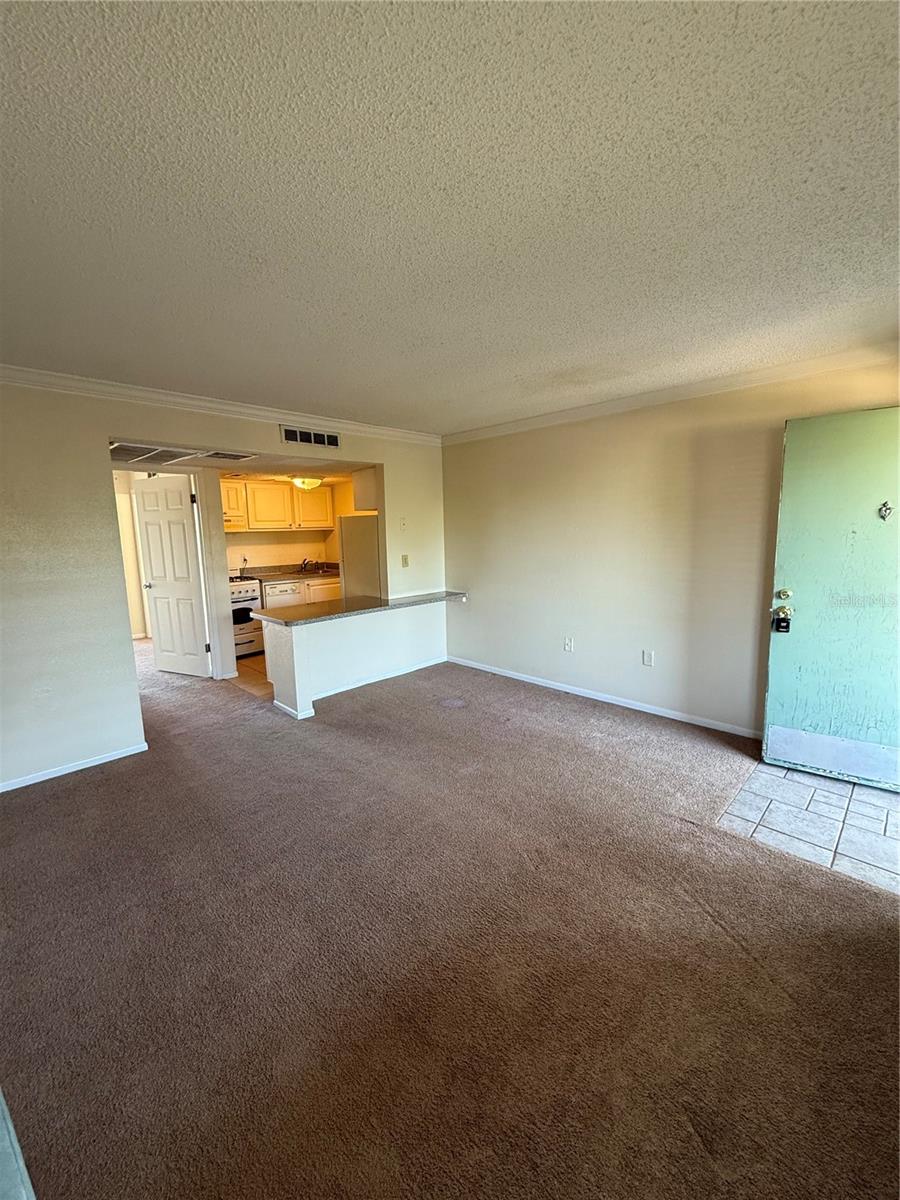 Image 4 of 15 For 128 Water Front Way 300