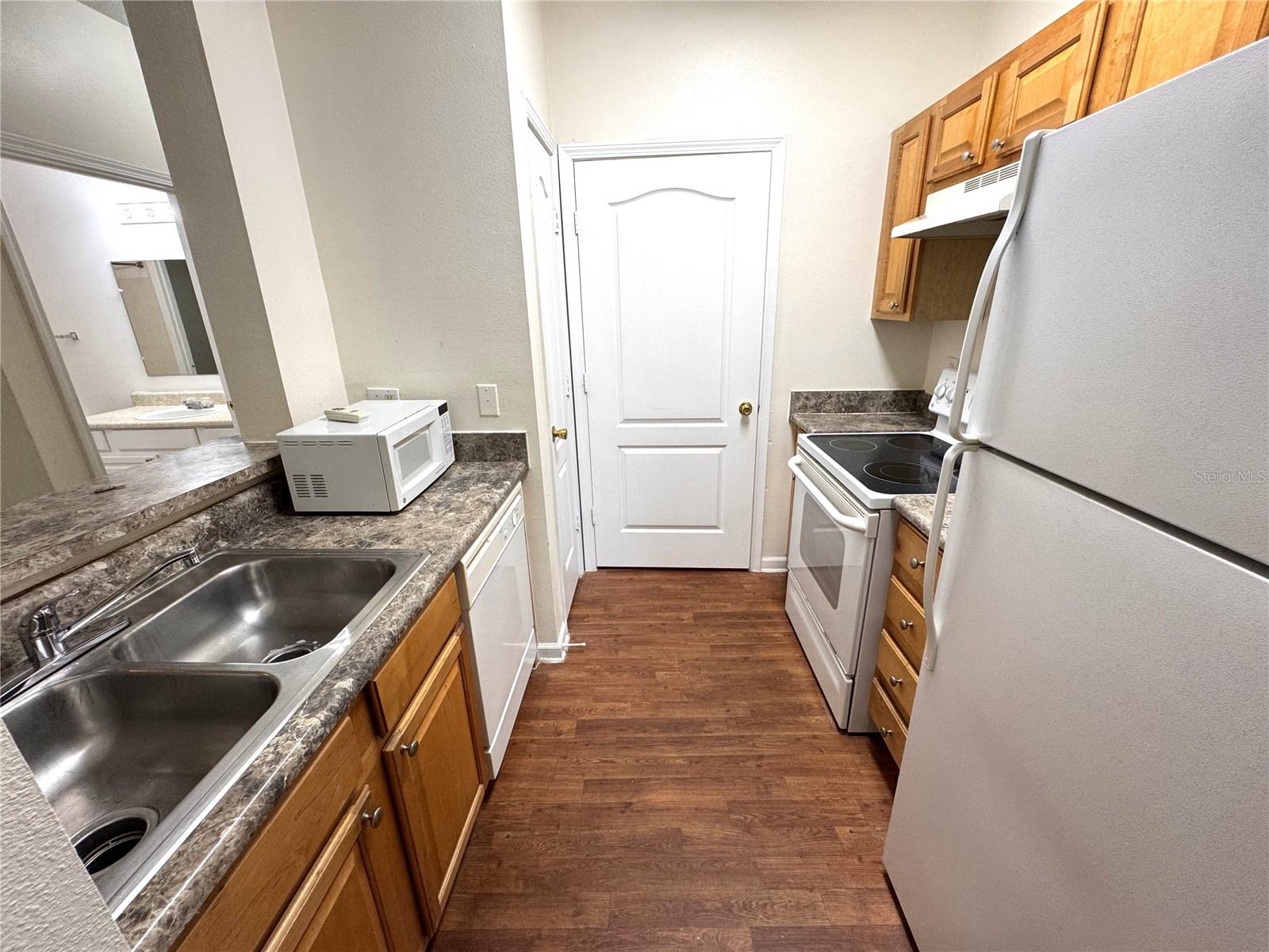 Image 2 of 22 For 10519 Villa View Circle