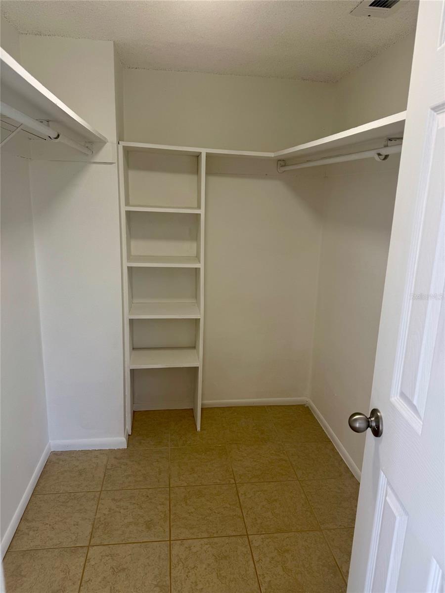 Image 6 of 15 For 588 Orange Drive 128