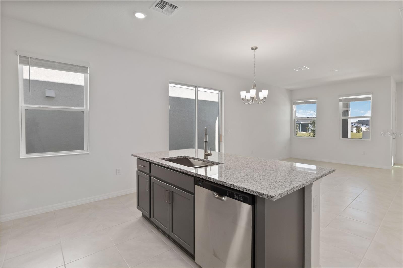 Image 5 of 20 For 9548 Westside Hills Drive