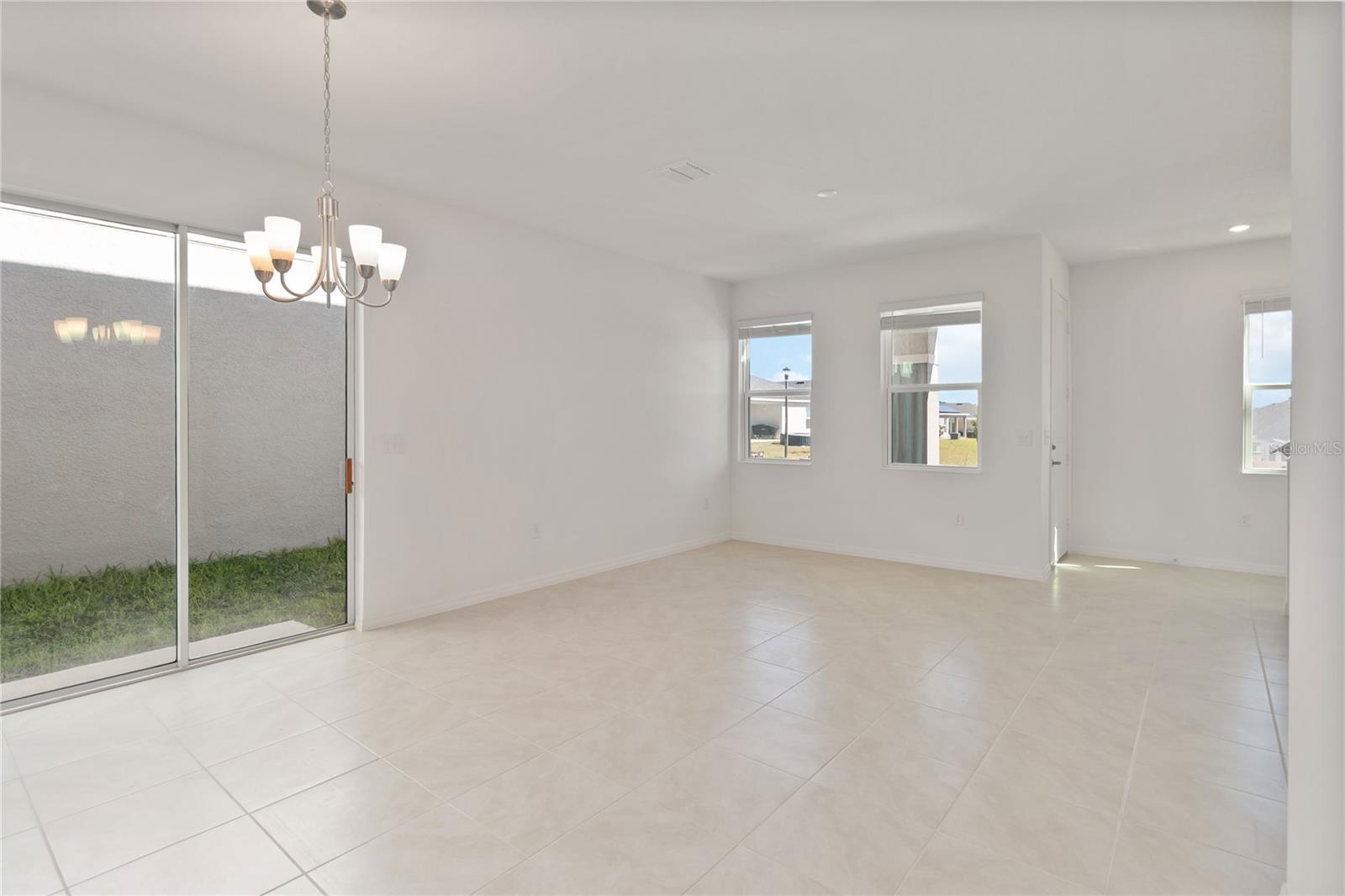 Image 7 of 20 For 9548 Westside Hills Drive