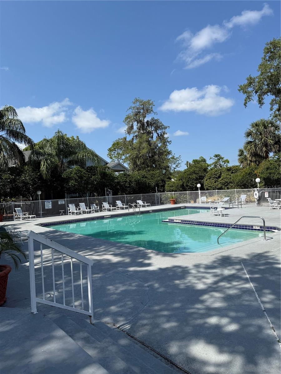 Listing photo id 22 for 2585 Grassy Point Drive 313