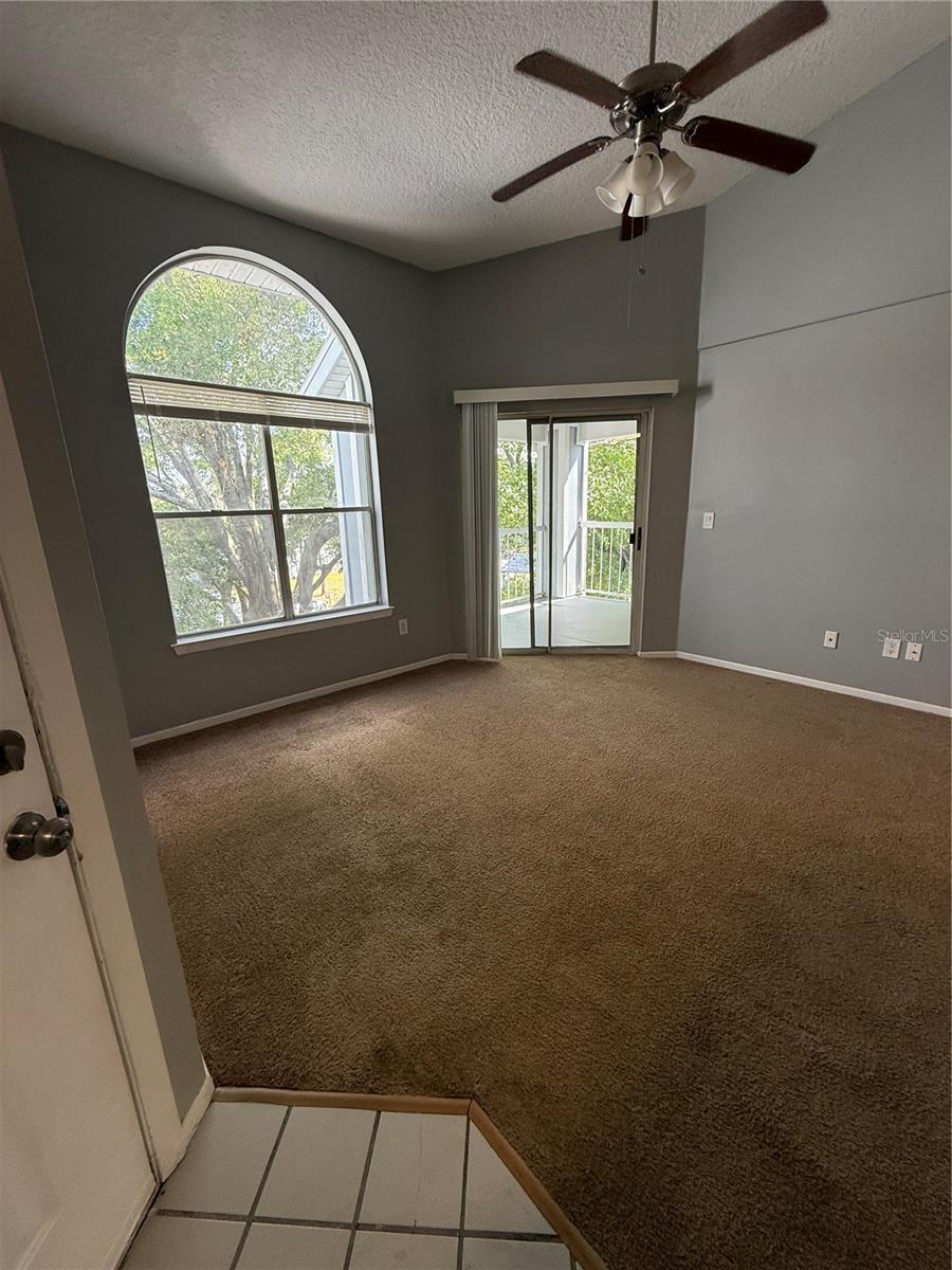 Listing photo id 2 for 2585 Grassy Point Drive 313