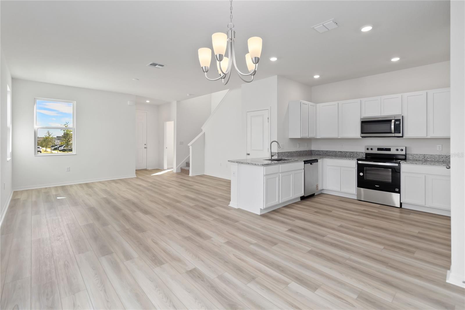 Image 4 of 18 For 9572 Westside Hills Drive