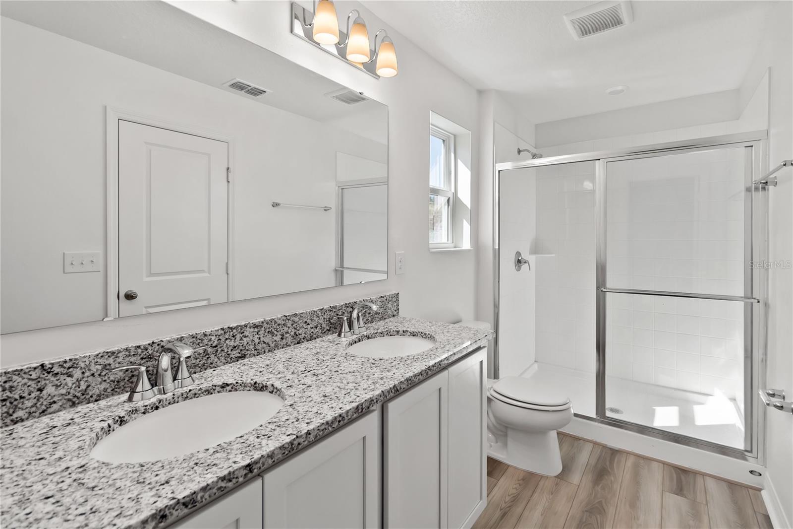 Image 8 of 18 For 9572 Westside Hills Drive