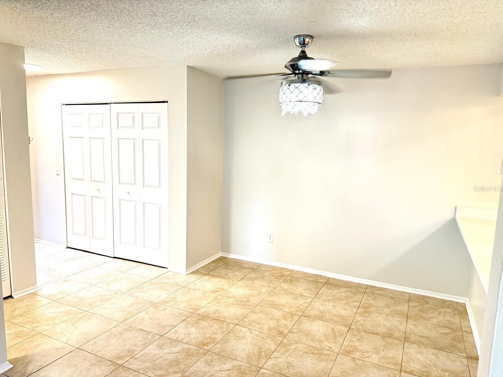 Image 9 of 22 For 604 Kenwick Circle 105