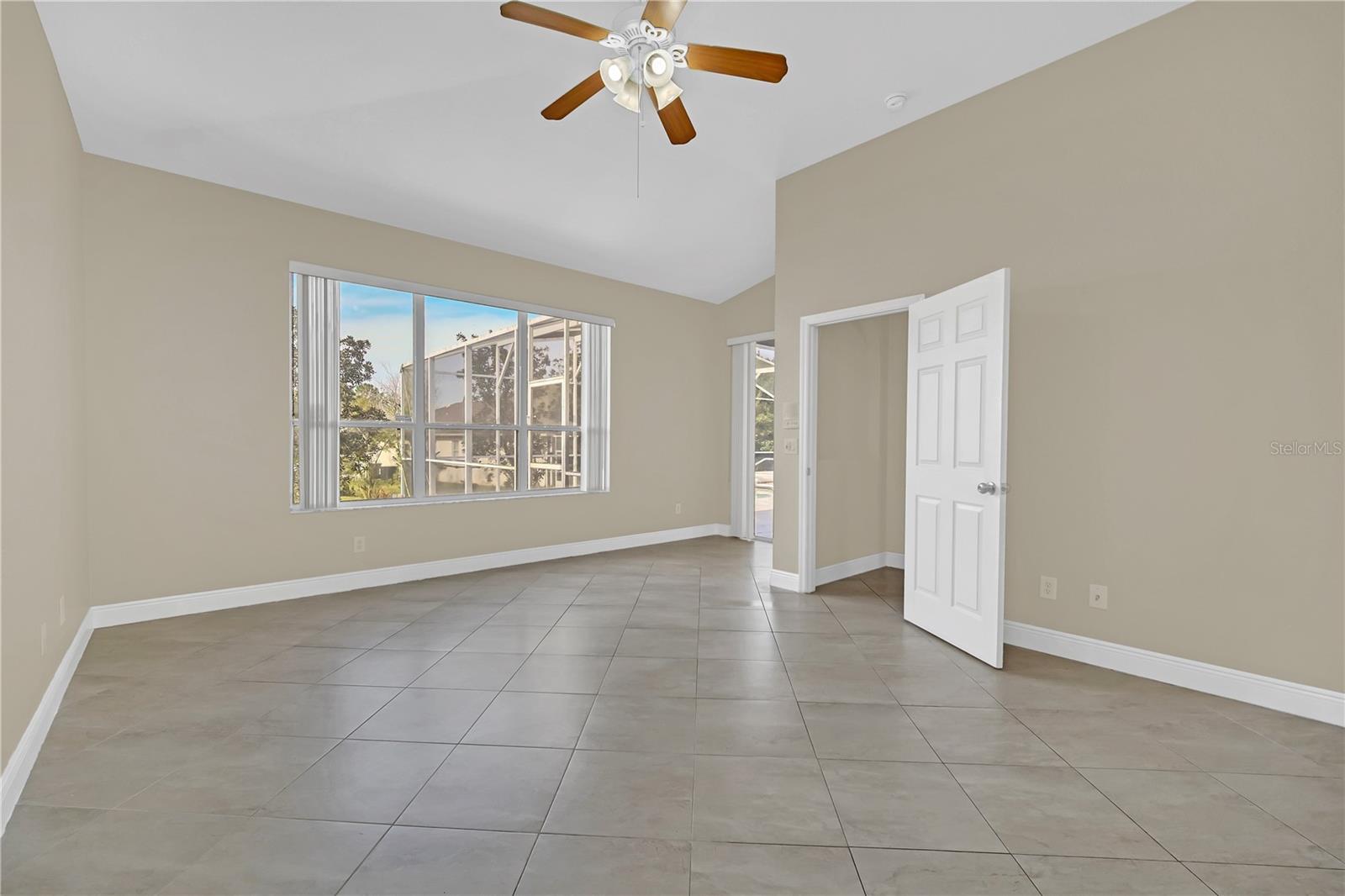 Image 30 of 47 For 409 Belfry Drive