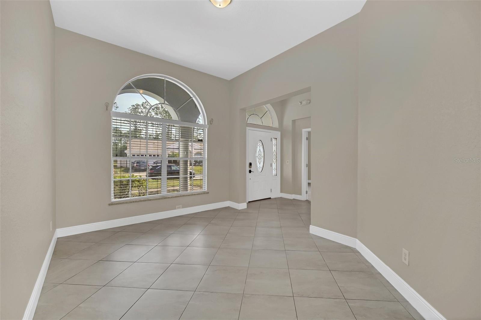 Image 7 of 47 For 409 Belfry Drive