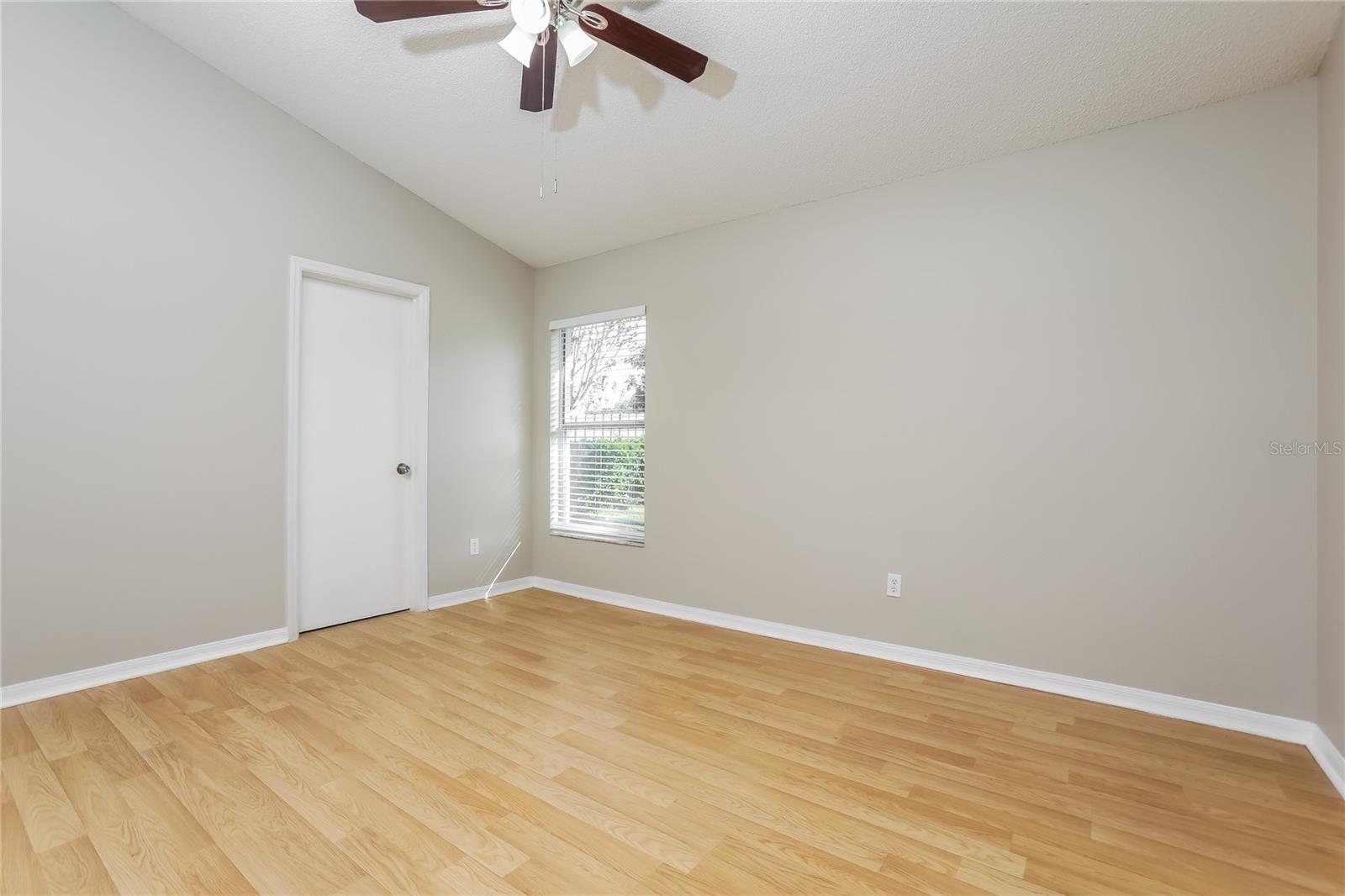 Image 10 of 16 For 3007 Beaumont Lane