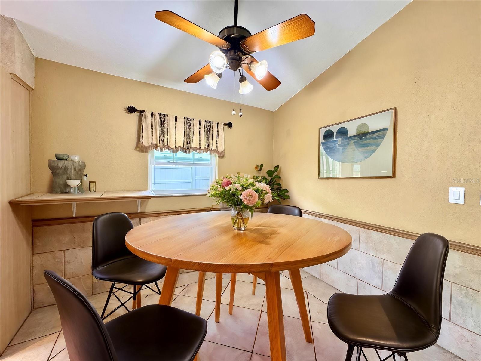 Image 14 of 54 For 3047 Suwannee Court