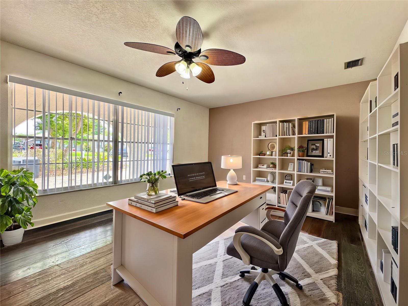 Image 15 of 54 For 3047 Suwannee Court