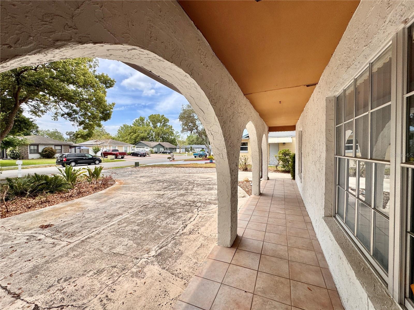 Image 3 of 54 For 3047 Suwannee Court
