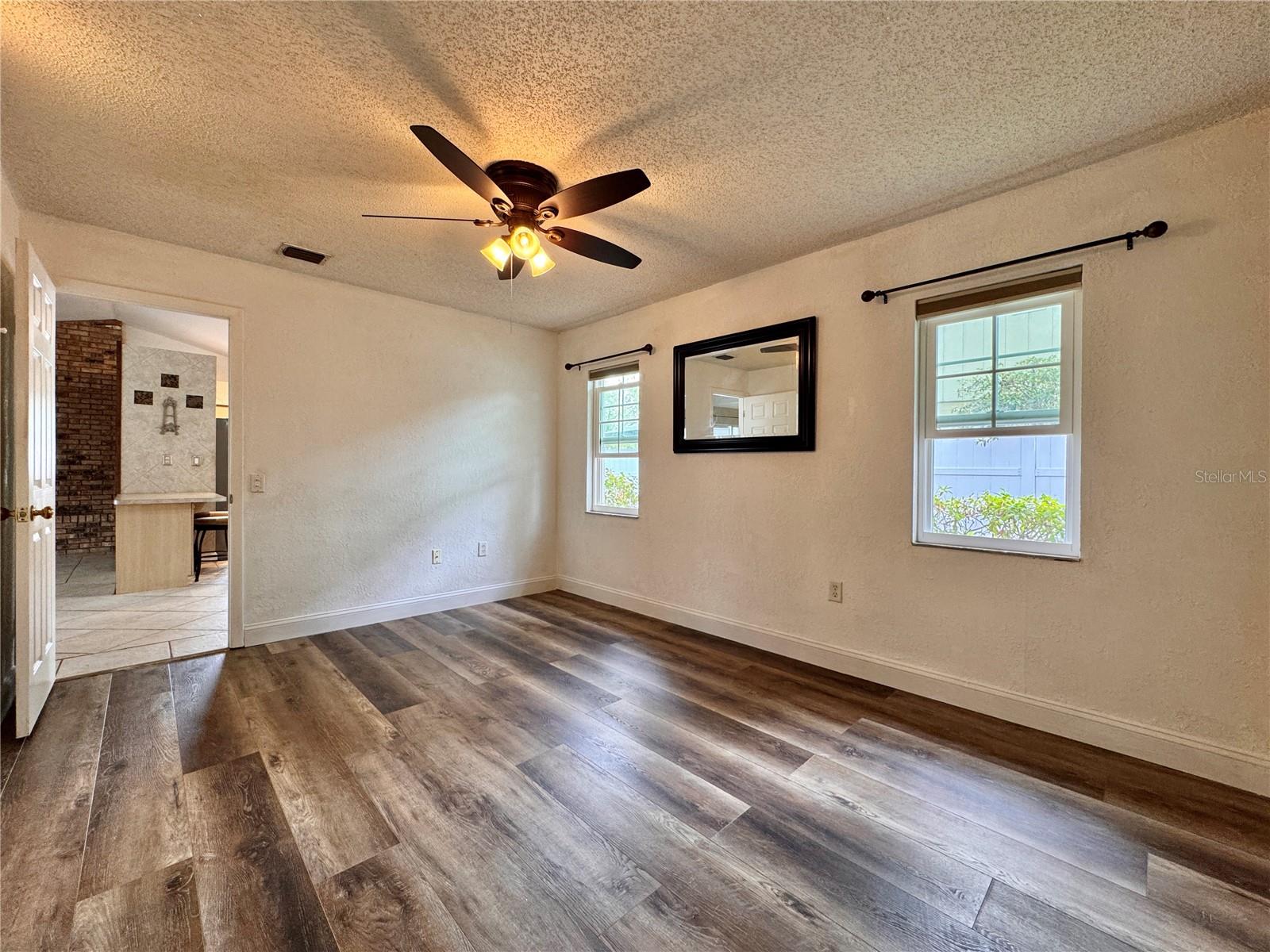 Image 33 of 54 For 3047 Suwannee Court