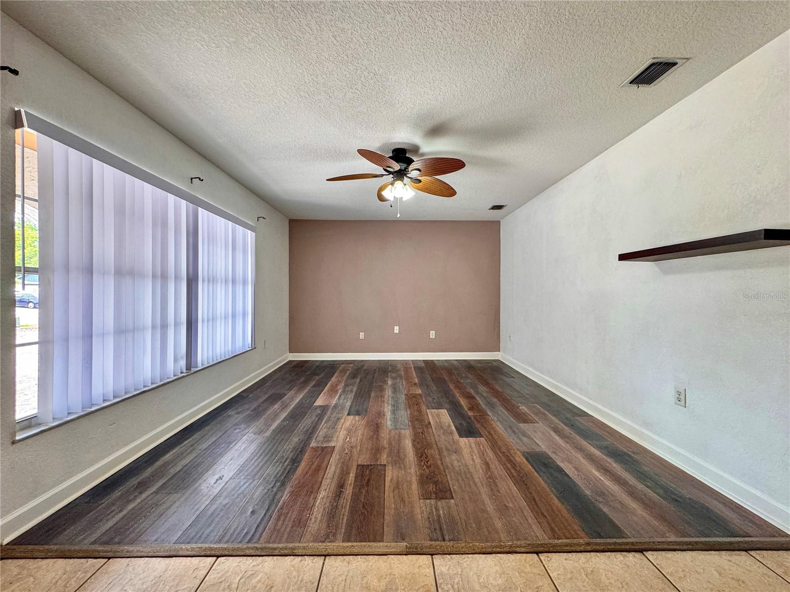 Image 5 of 54 For 3047 Suwannee Court