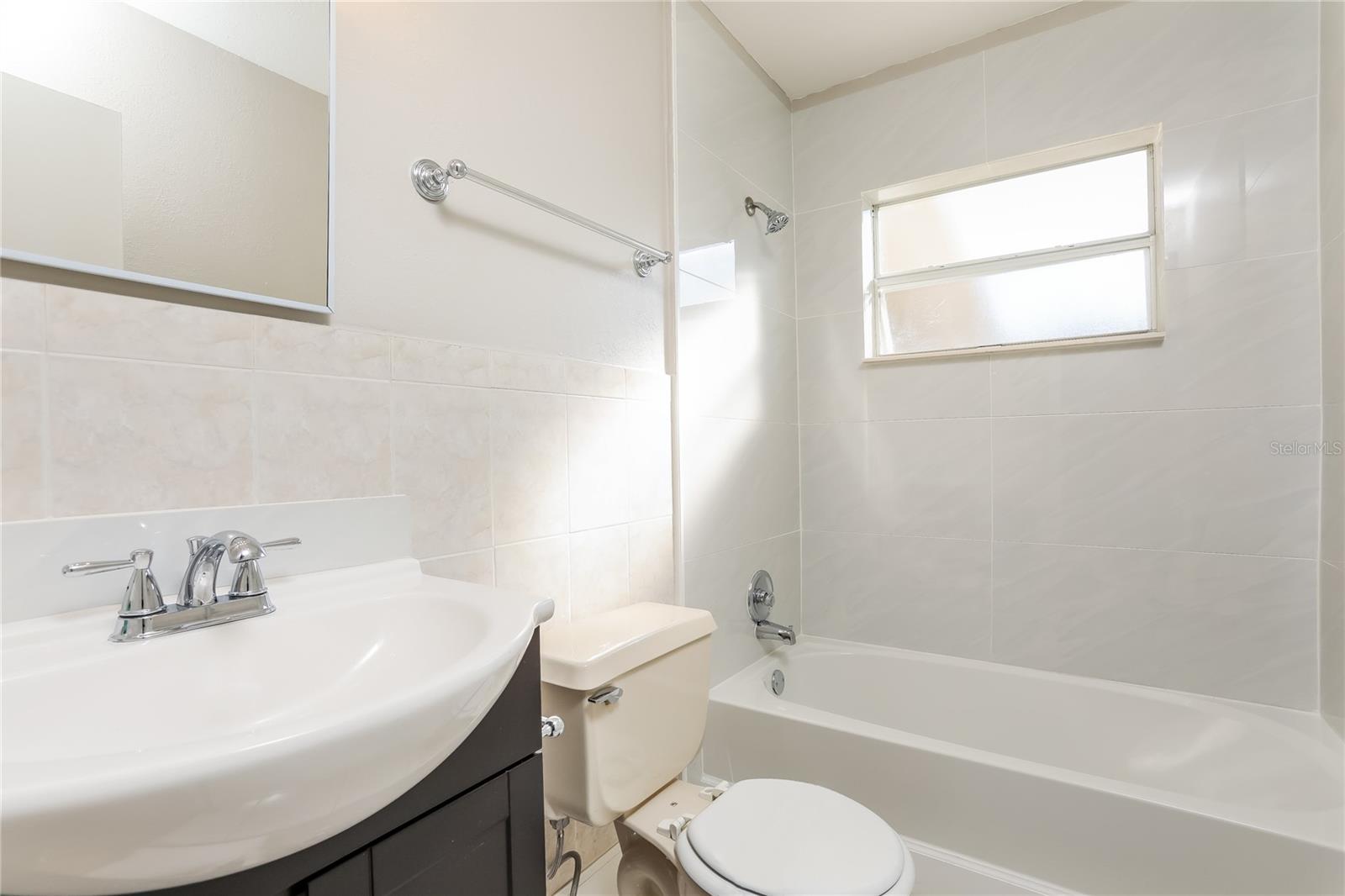 Image 14 of 16 For 1042 Reams Street