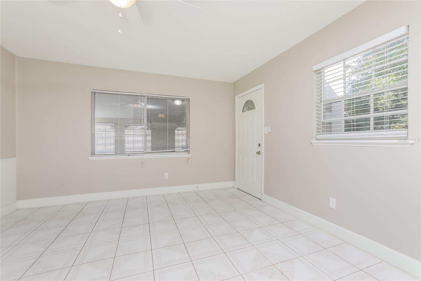 Image 3 of 16 For 1042 Reams Street