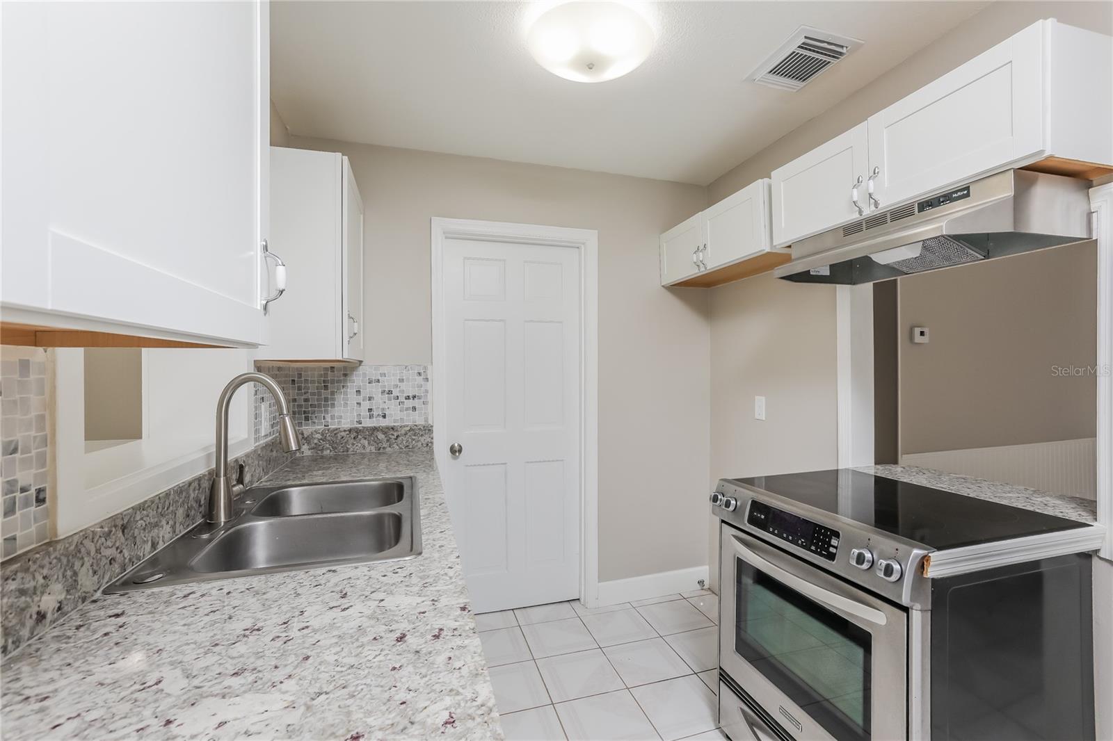 Image 6 of 16 For 1042 Reams Street