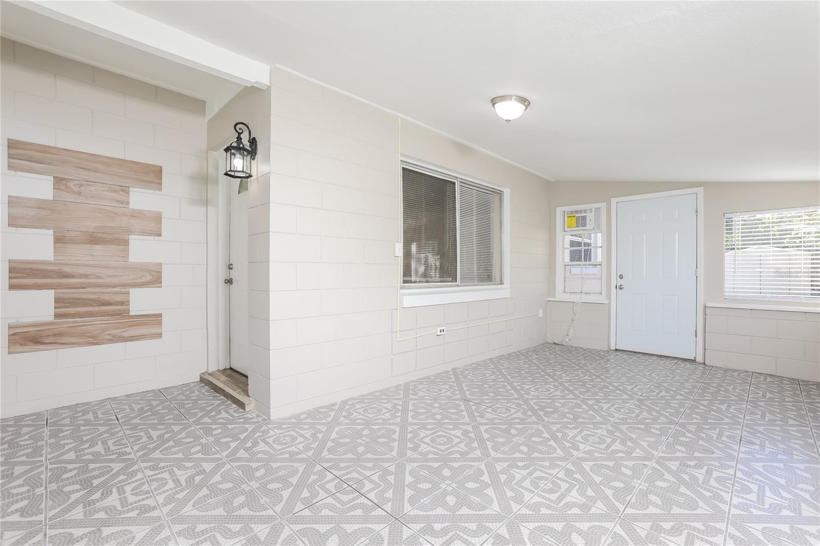 Image 8 of 16 For 1042 Reams Street