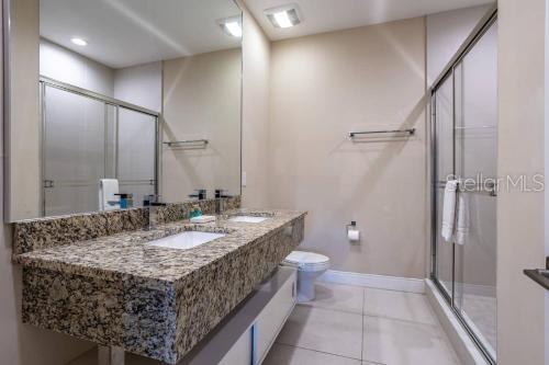 Image 9 of 44 For 7672 Amazonas Street