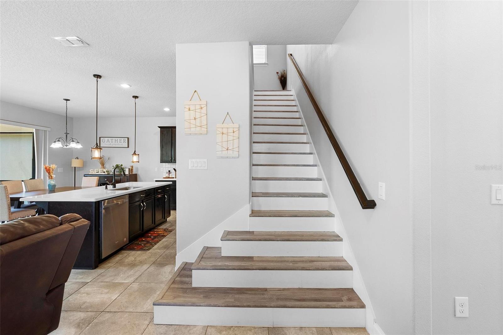 Image 17 of 52 For 3008 Cardillino Way