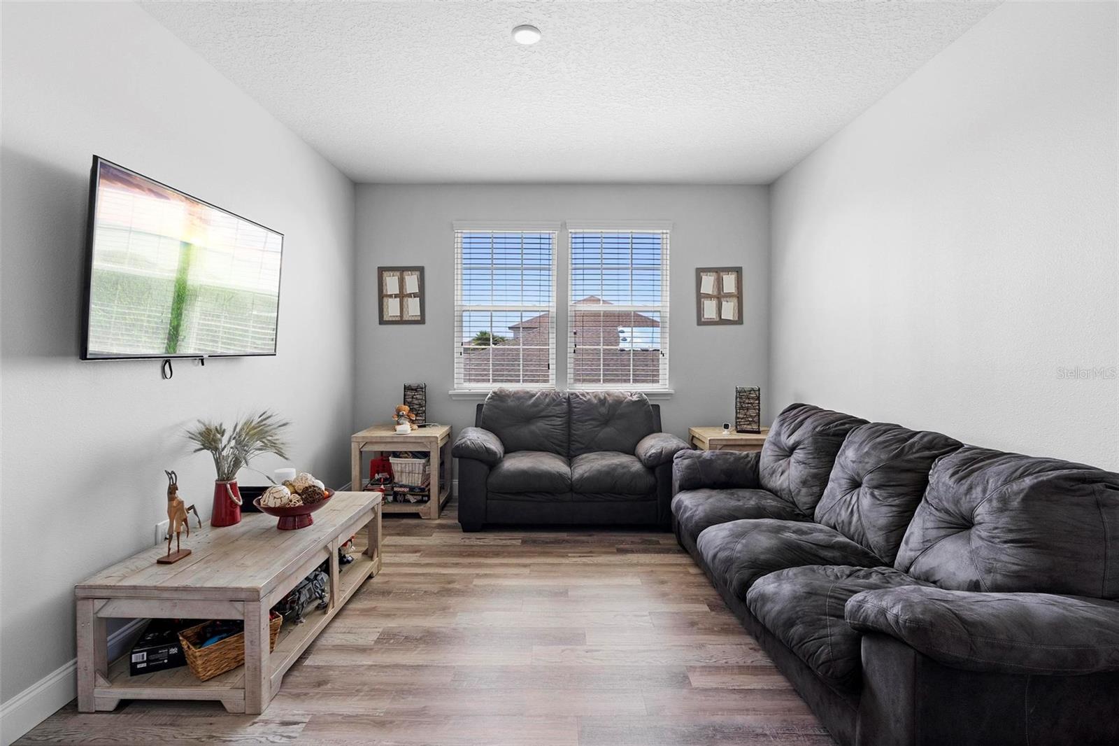Image 22 of 52 For 3008 Cardillino Way