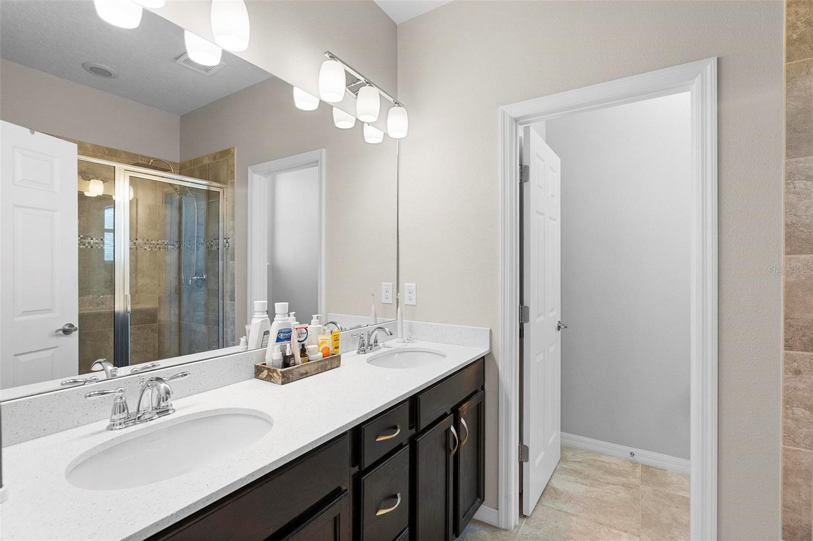 Image 32 of 52 For 3008 Cardillino Way