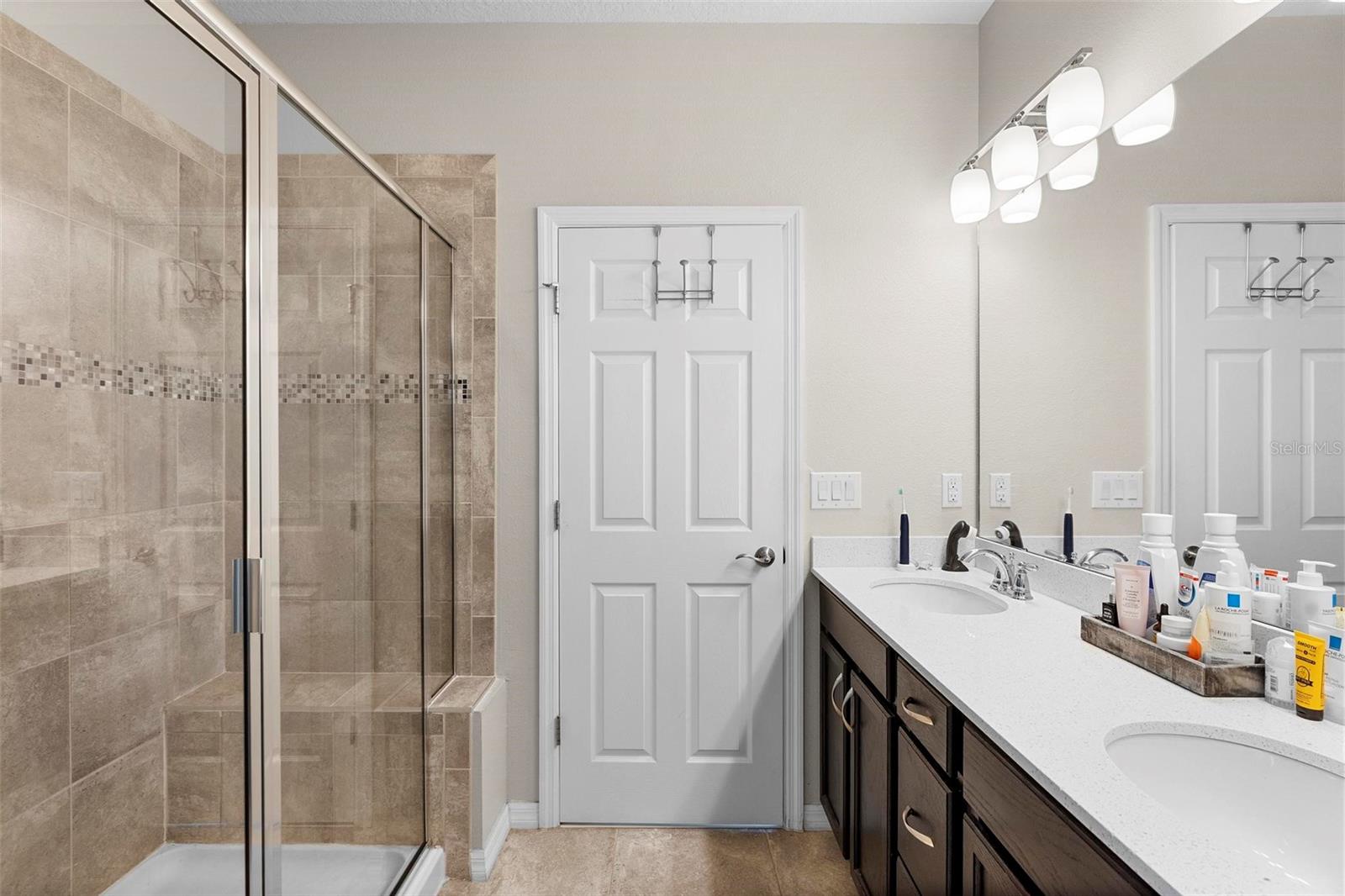 Image 33 of 52 For 3008 Cardillino Way
