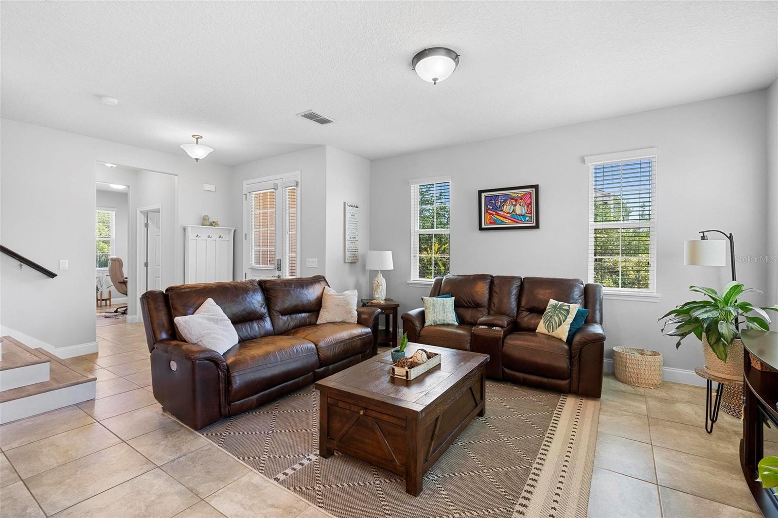 Image 6 of 52 For 3008 Cardillino Way