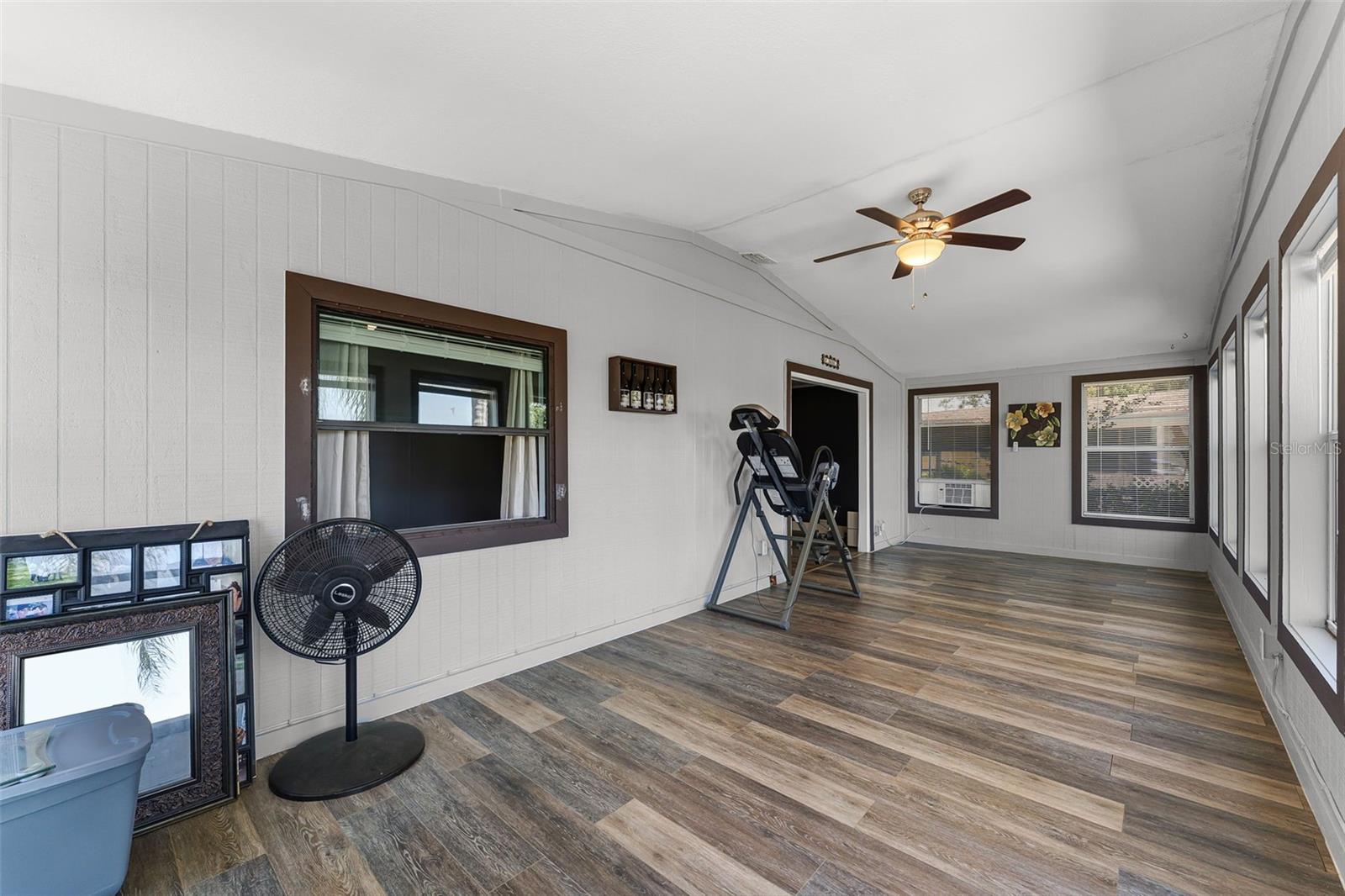 Image 20 of 53 For 2631 Mcdaniel Drive