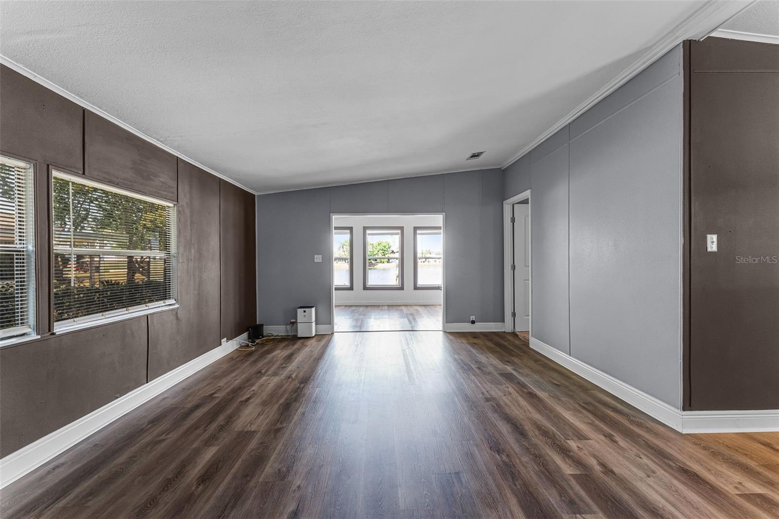 Image 9 of 53 For 2631 Mcdaniel Drive