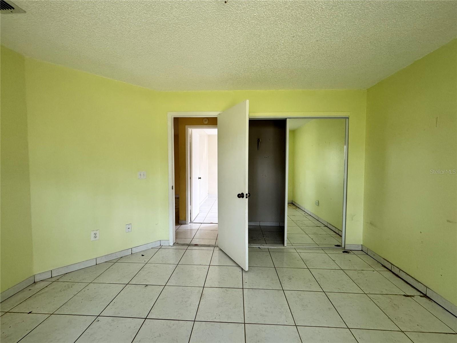 Image 12 of 25 For 132 Acapulco Drive