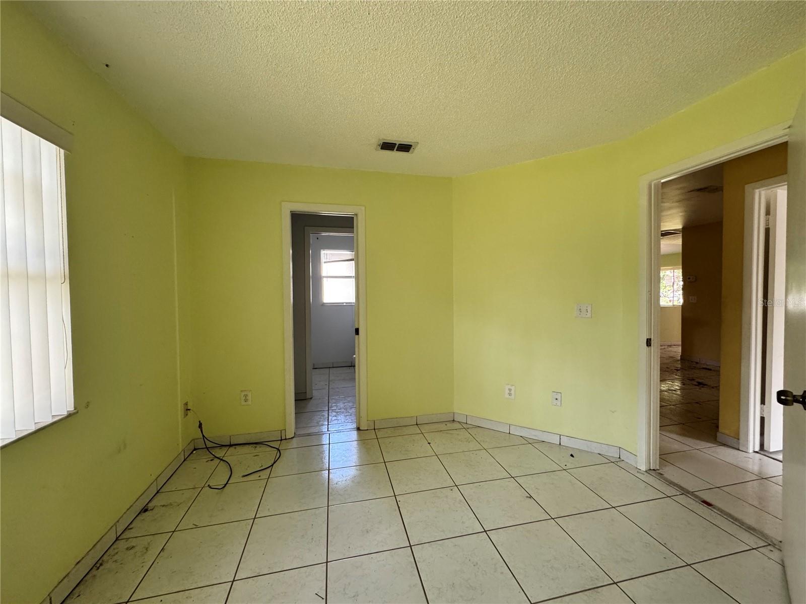 Image 13 of 25 For 132 Acapulco Drive